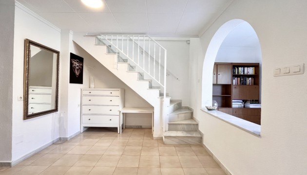 Resale - Townhouse - Torrevieja - La Siesta - El Salado -  Torreta