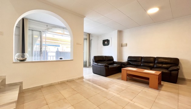 Resale - Townhouse - Torrevieja - La Siesta - El Salado -  Torreta
