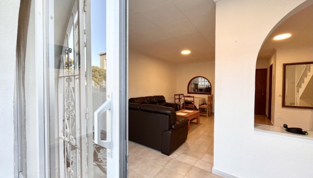 Resale - Townhouse - Torrevieja - La Siesta - El Salado -  Torreta