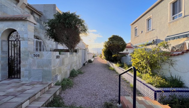 Resale - Townhouse - Torrevieja - La Siesta - El Salado -  Torreta