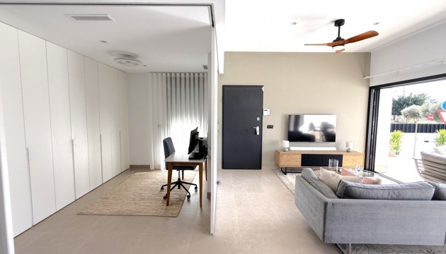 Resale - Bungalow - Pilar de la Horadada - Costa Blanca Sur