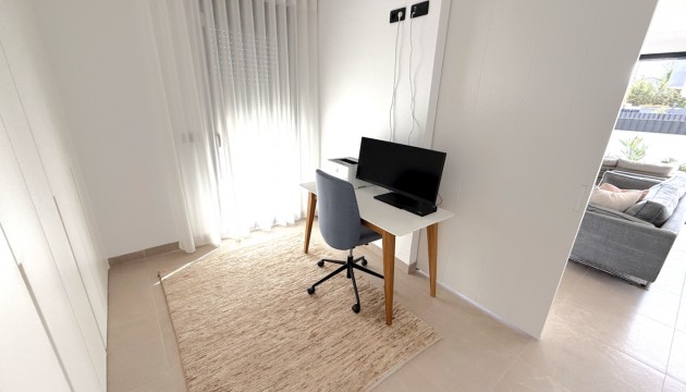 Resale - Bungalow - Pilar de la Horadada - Costa Blanca Sur