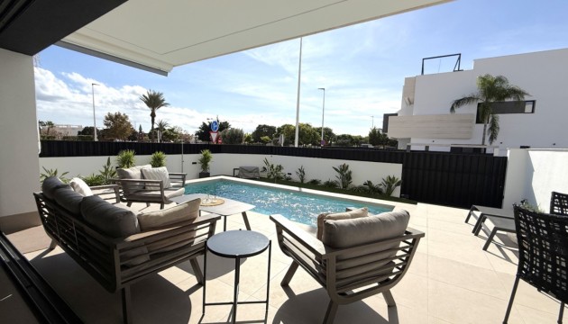 Resale - Bungalow - Pilar de la Horadada - Costa Blanca Sur