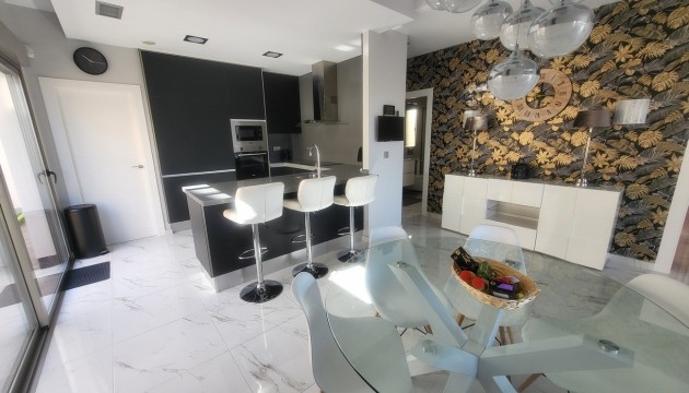 Resale - Detached Villa - Orihuela Costa - Villamartín