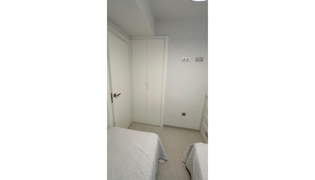 Resale - Apartment - Torrevieja - Calas Blancas