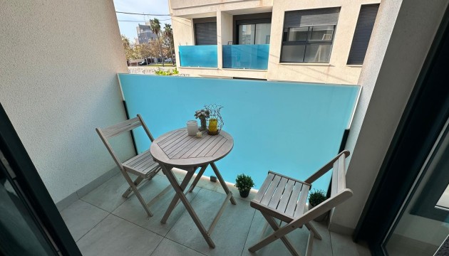 Resale - Apartment - Torrevieja - Calas Blancas