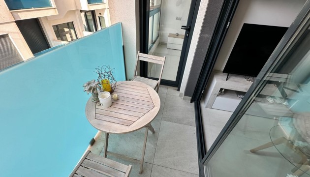 Resale - Apartment - Torrevieja - Calas Blancas