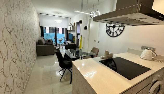 Resale - Apartment - Torrevieja - Calas Blancas