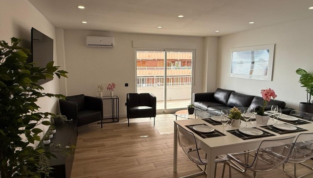 Перепродажа - Квартира - Torrevieja