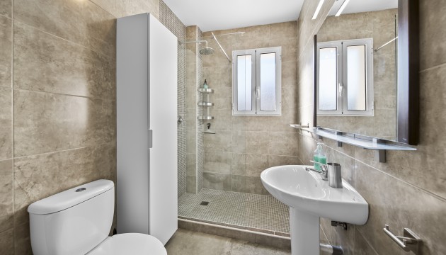 Resale - Detached Villa - Orihuela Costa - La Zenia