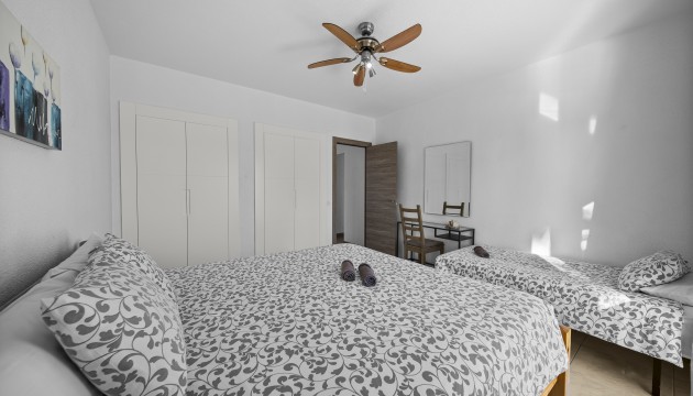 Resale - Detached Villa - Orihuela Costa - La Zenia