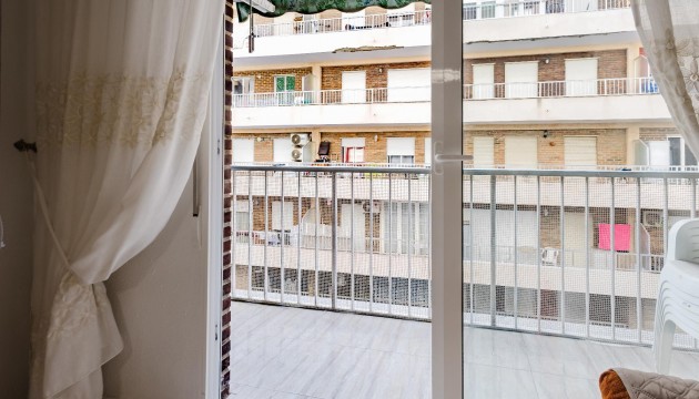 Resale - Apartment - Torrevieja - El Acequión - Los Náufragos