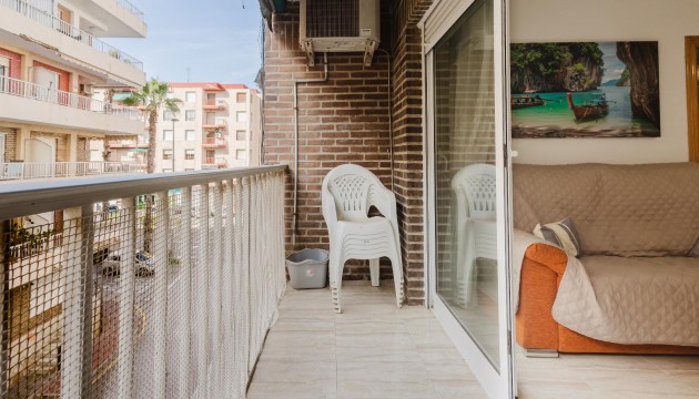 Resale - Apartment - Torrevieja - El Acequión - Los Náufragos
