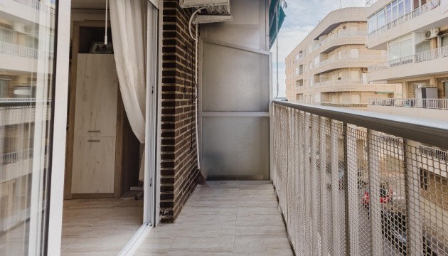 Resale - Apartment - Torrevieja - El Acequión - Los Náufragos