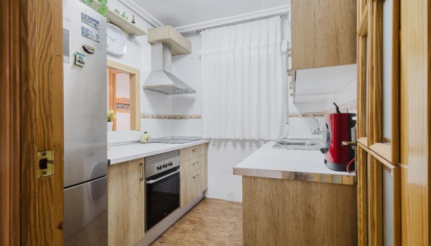 Resale - Apartment - Torrevieja - El Acequión - Los Náufragos