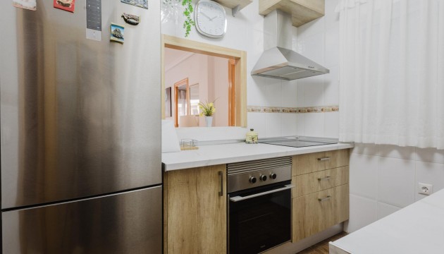 Resale - Apartment - Torrevieja - El Acequión - Los Náufragos