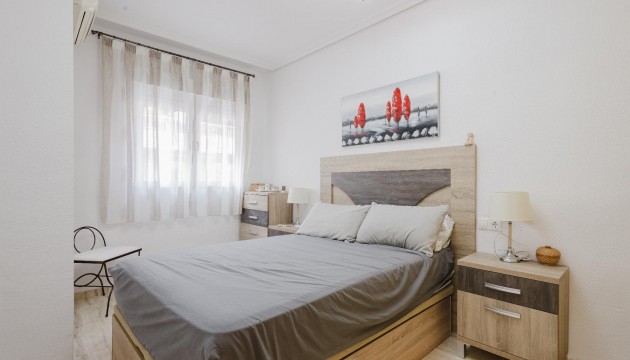 Resale - Apartment - Torrevieja - El Acequión - Los Náufragos