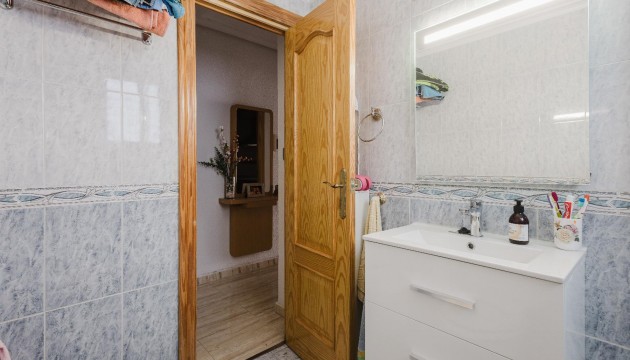 Resale - Apartment - Torrevieja - El Acequión - Los Náufragos