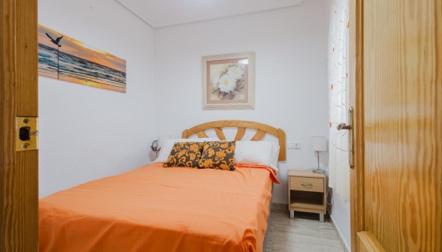 Resale - Apartment - Torrevieja - El Acequión - Los Náufragos