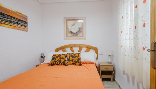 Resale - Apartment - Torrevieja - El Acequión - Los Náufragos
