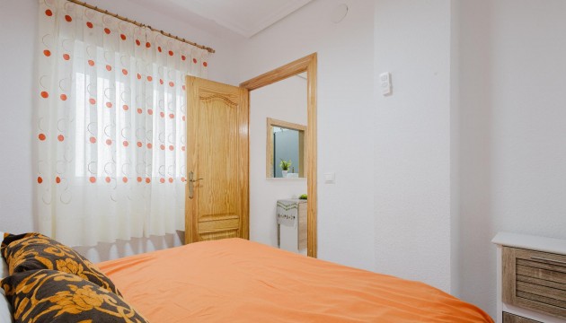 Resale - Apartment - Torrevieja - El Acequión - Los Náufragos