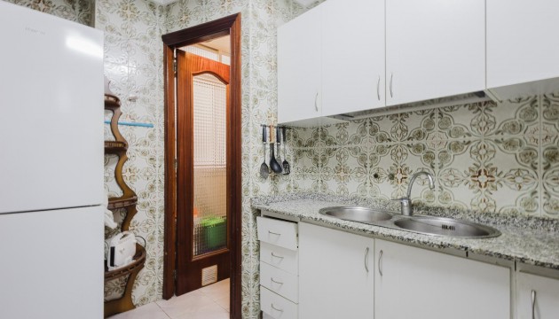 Resale - Apartment - Torrevieja - El Acequión - Los Náufragos