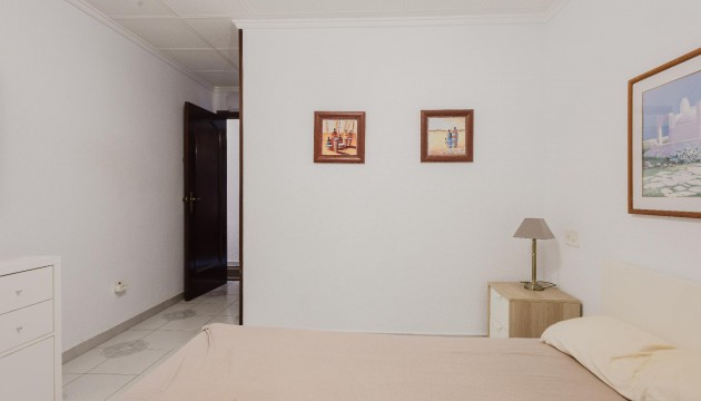 Resale - Apartment - Torrevieja - El Acequión - Los Náufragos