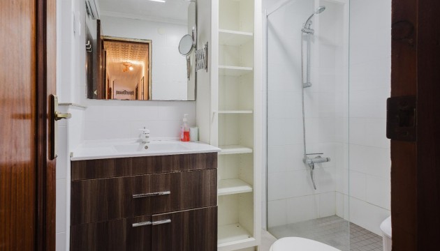 Resale - Apartment - Torrevieja - El Acequión - Los Náufragos