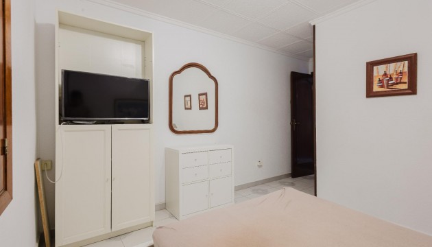 Resale - Apartment - Torrevieja - El Acequión - Los Náufragos
