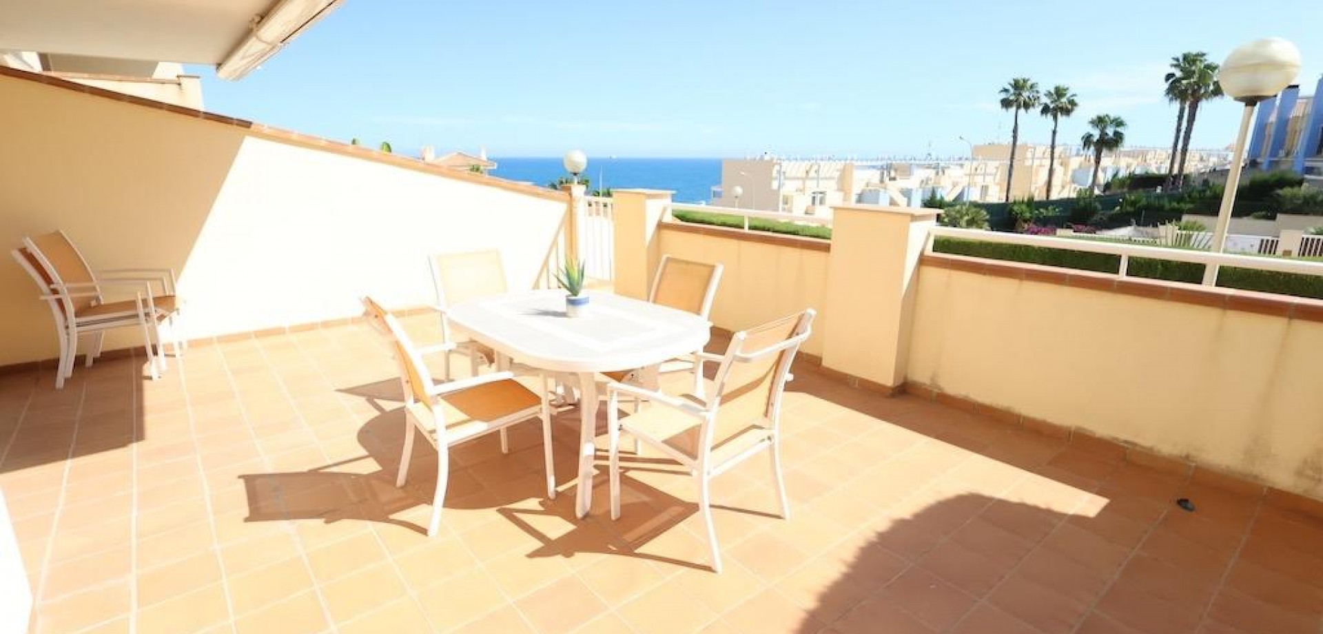 Apartment in Dehesa de Campoamor - Image 3