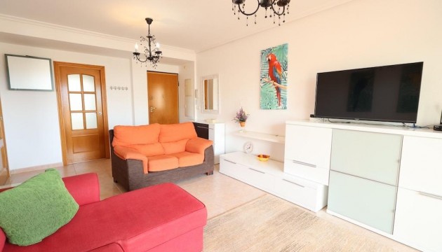Resale - Apartment - Orihuela Costa - Campoamor