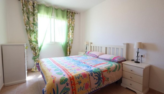 Resale - Apartment - Orihuela Costa - Campoamor