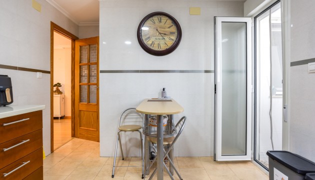 Herverkoop - Apartment - Los Montesinos