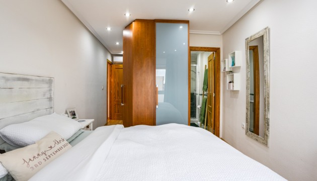 Herverkoop - Apartment - Los Montesinos