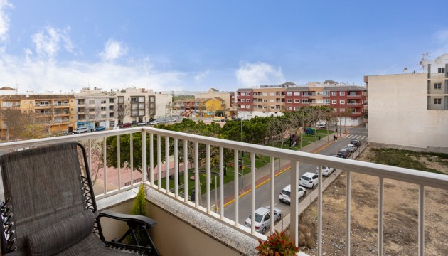 Herverkoop - Apartment - Los Montesinos