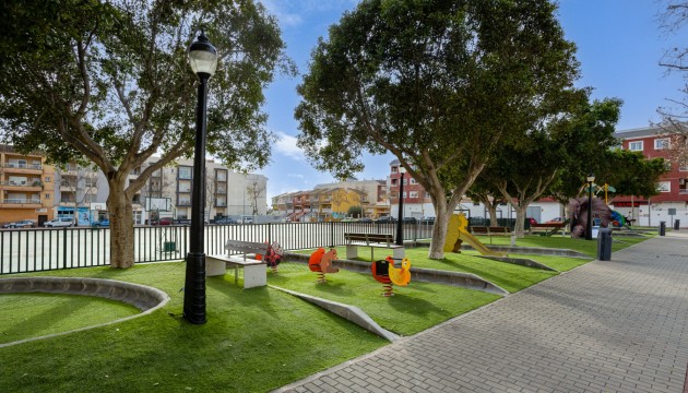 Herverkoop - Apartment - Los Montesinos