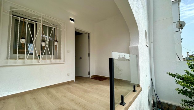 Resale - Apartment - San Miguel de Salinas - Villamartín