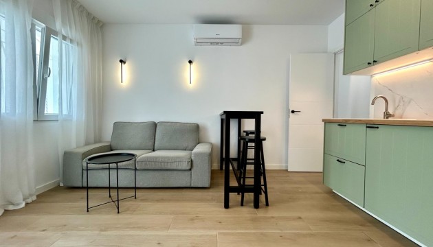 Resale - Apartment - San Miguel de Salinas - Villamartín