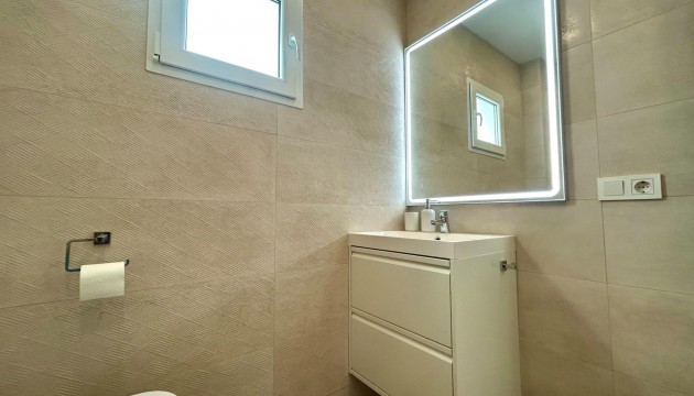 Resale - Apartment - San Miguel de Salinas - Villamartín