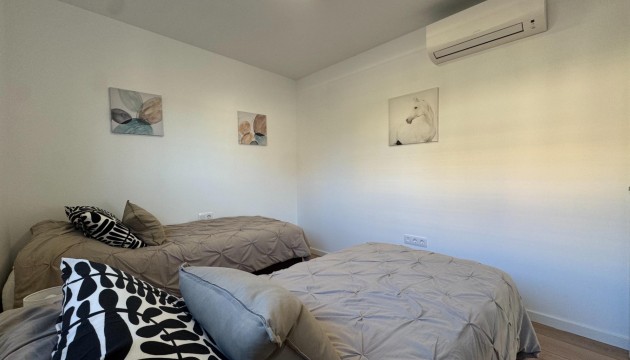 Resale - Apartment - Pilar de la Horadada - Mil Palmeras