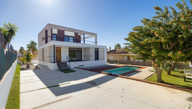 Videresalg - Detached Villa - Ciudad Quesada
