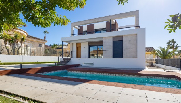 Videresalg - Detached Villa - Ciudad Quesada