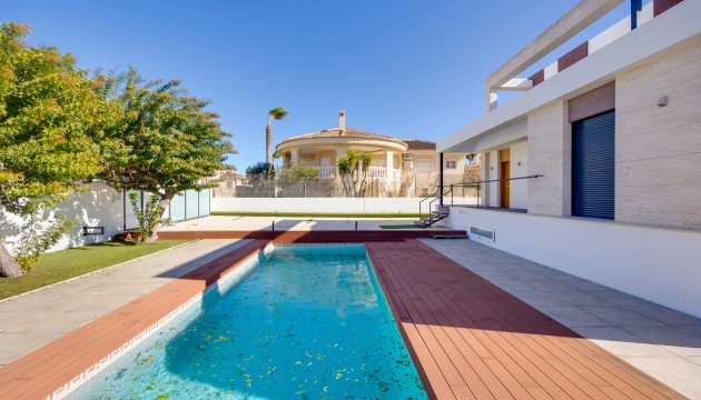 Videresalg - Detached Villa - Ciudad Quesada