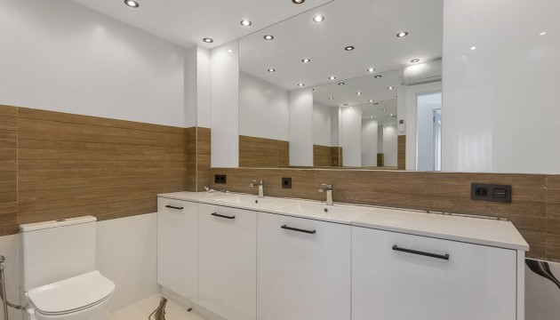 Reventa - Apartamento - Los Montesinos