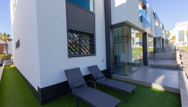 Resale - Apartment - Orihuela Costa - Punta Prima