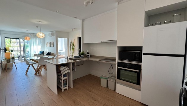 Resale - Apartment - Pilar de la Horadada - Mil Palmeras