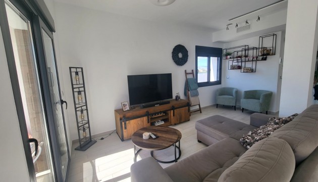 Resale - Townhouse - Daya Nueva - Daya Vieja