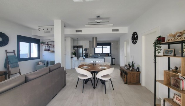 Resale - Townhouse - Daya Nueva - Daya Vieja