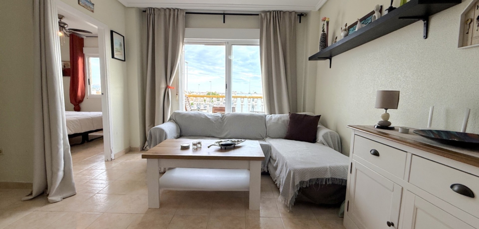 Apartment in Playa Flamenca - Image 2