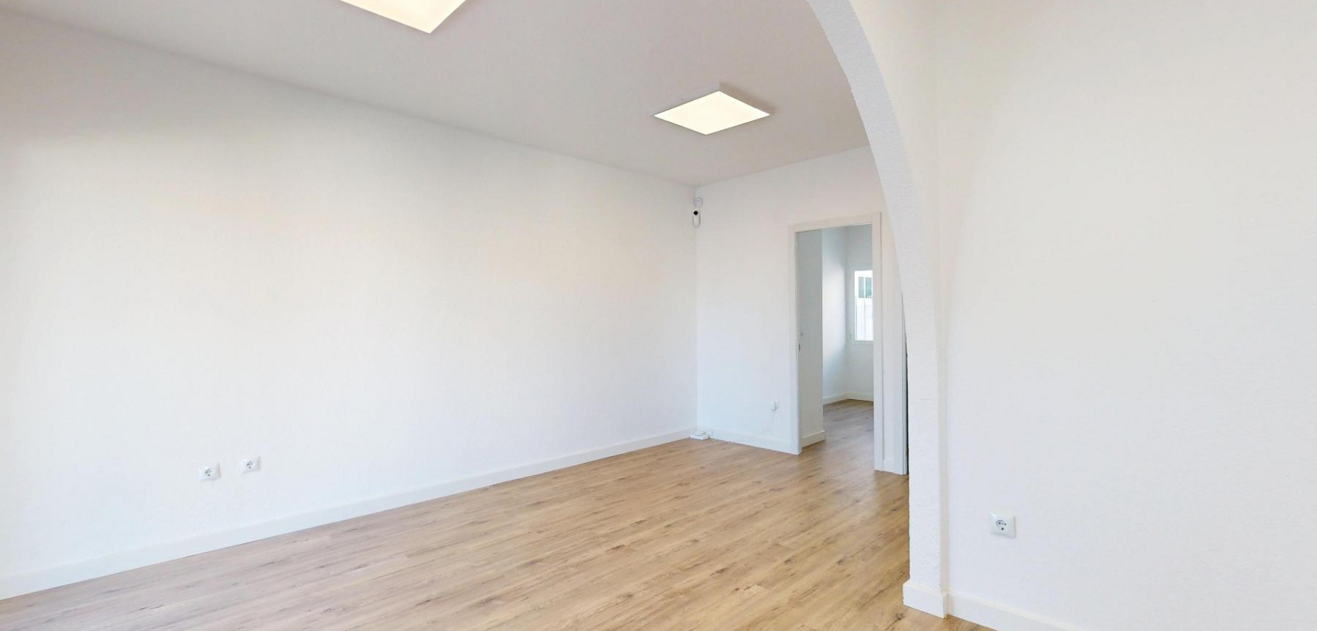 House in Villamartin - Image 4